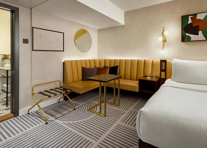 Neues Schloss Privat Hotel Zurich, Autograph Collection